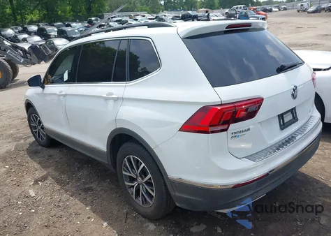 2020 Volkswagen Tiguan 2.0T Se/2.0T Se R-Line Black/2.0T Sel из США, поврежденный, VIN 3VV3B7AX6LM054238